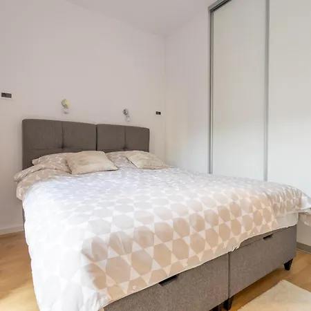 Apartment Nevena By Blue Apartments Zagreb Exterior photo
